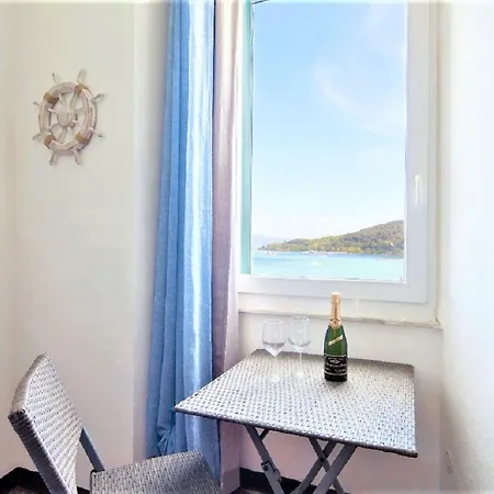 Il Risveglio Sul Mare Portovenere